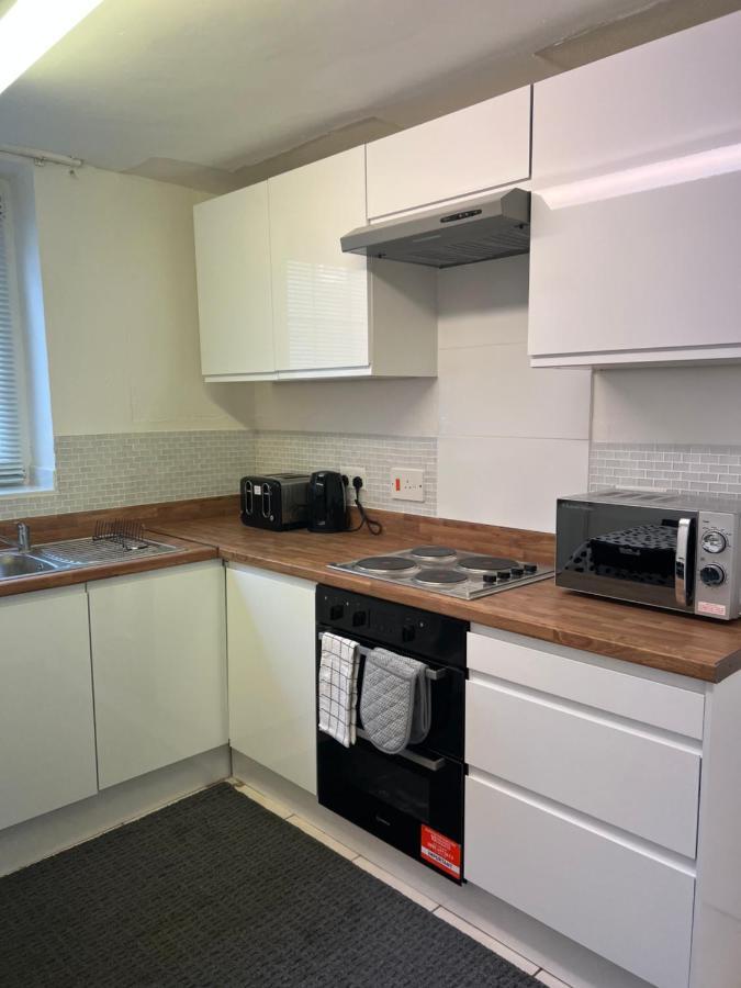 2 Bedroom Flat, 2 Minutes Walk To Bethnalgreen Station, Central לונדון מראה חיצוני תמונה