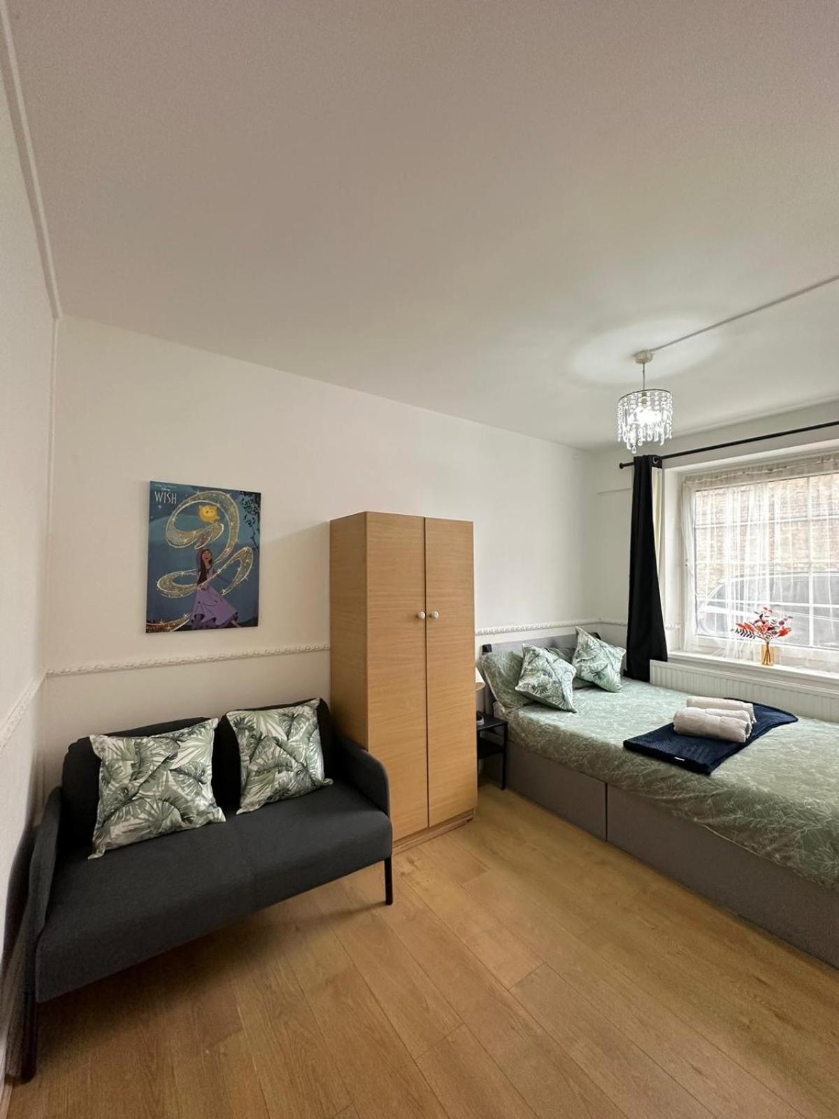 2 Bedroom Flat, 2 Minutes Walk To Bethnalgreen Station, Central לונדון מראה חיצוני תמונה