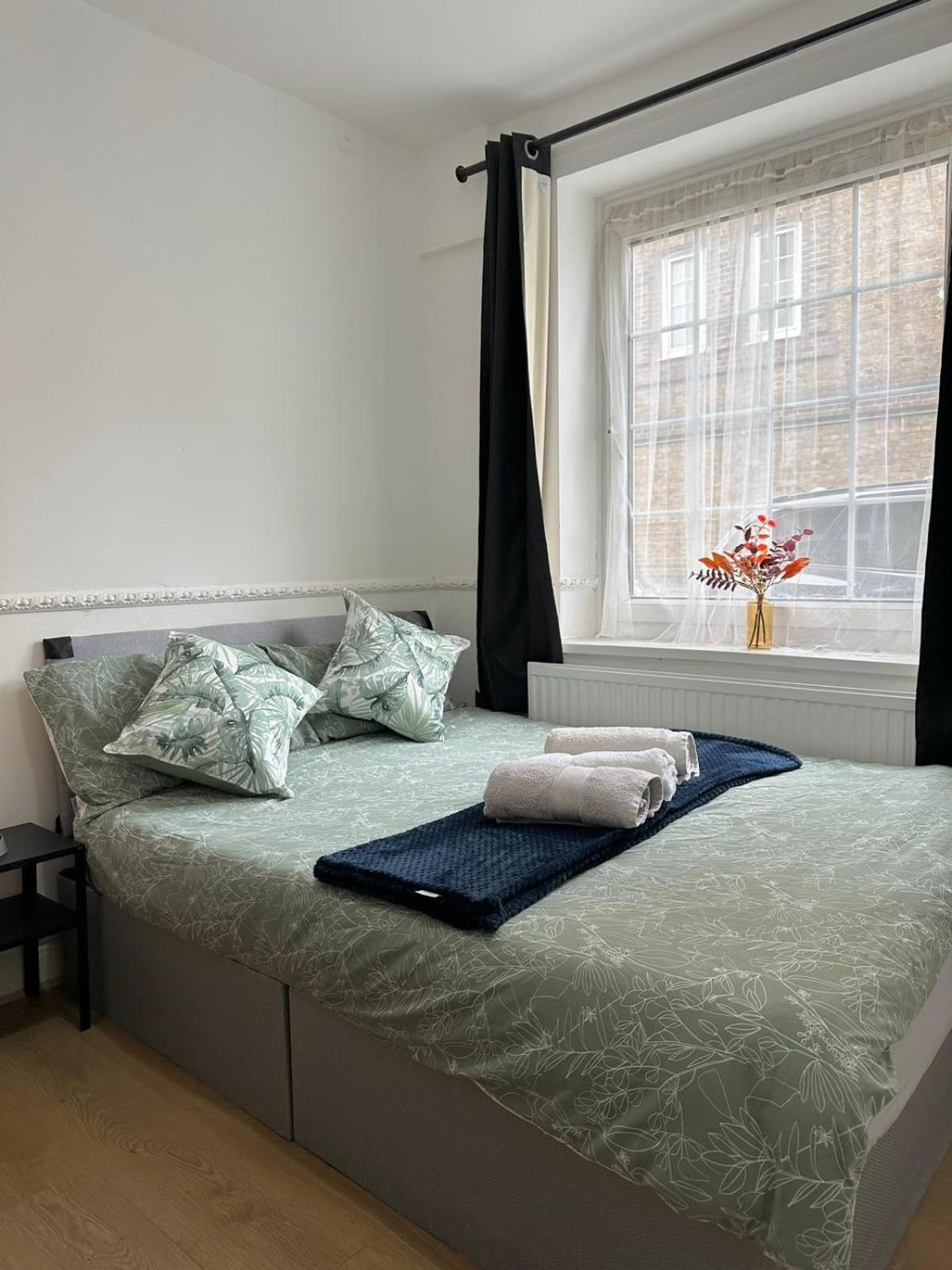 2 Bedroom Flat, 2 Minutes Walk To Bethnalgreen Station, Central לונדון מראה חיצוני תמונה